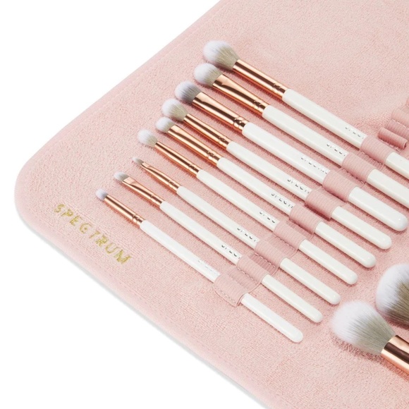 Spectrum Collections Brush Launderette Towel - Picture 2 of 14